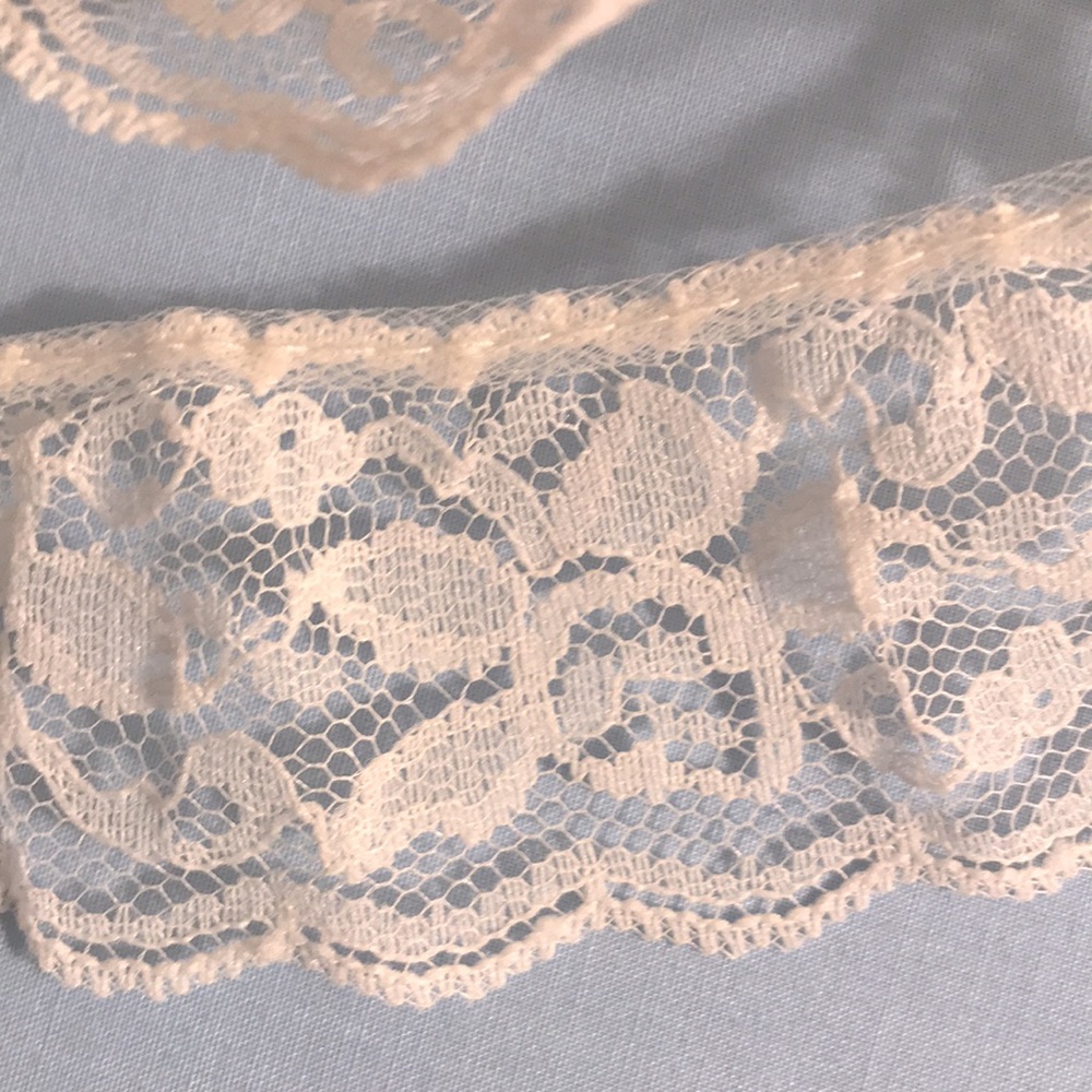 8 1/2 yards Hand Crafted Slightly Ruffled Ivory Lace  $8.